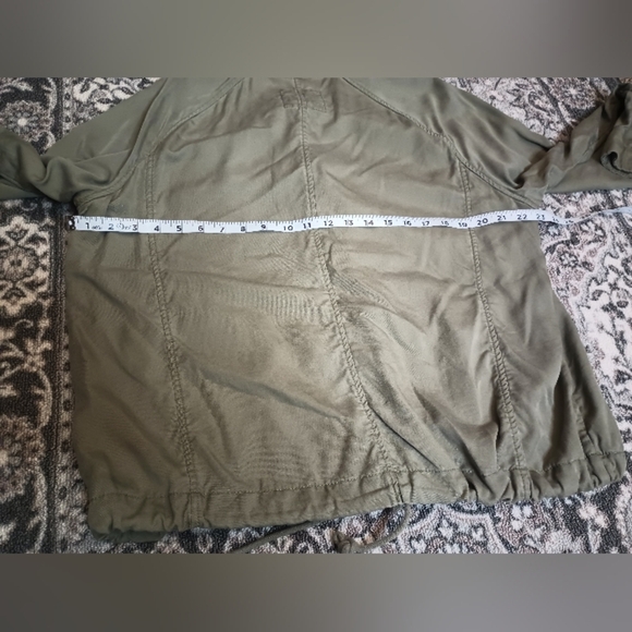 Gap Tencel Lyocell Olive Green Bomber Jacket Womens XL Snap Cinced Grunge - Picture 14 of 15